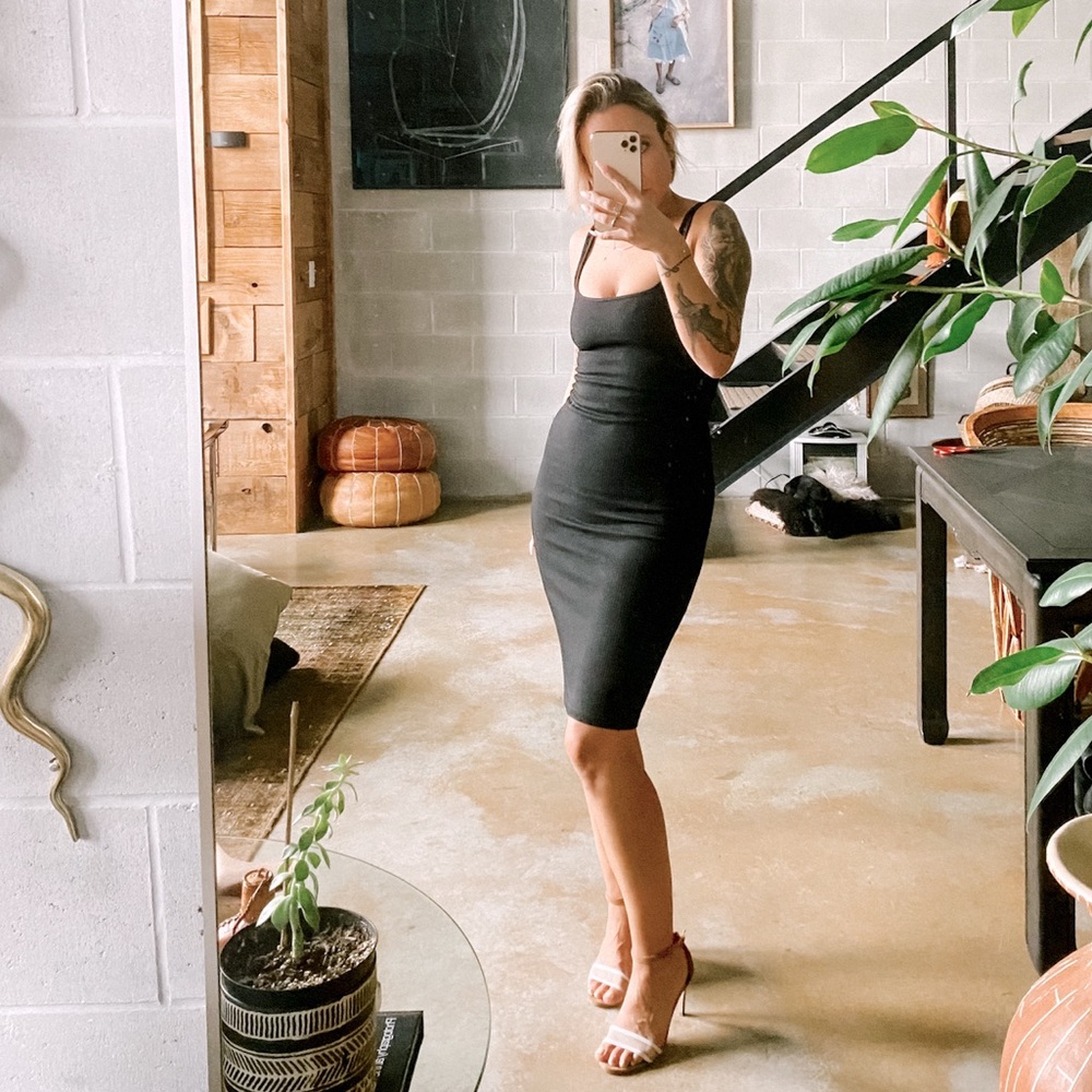 Chic black ribbed Topshop dress